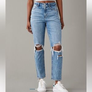 AE Ripped Mom Straight Jean